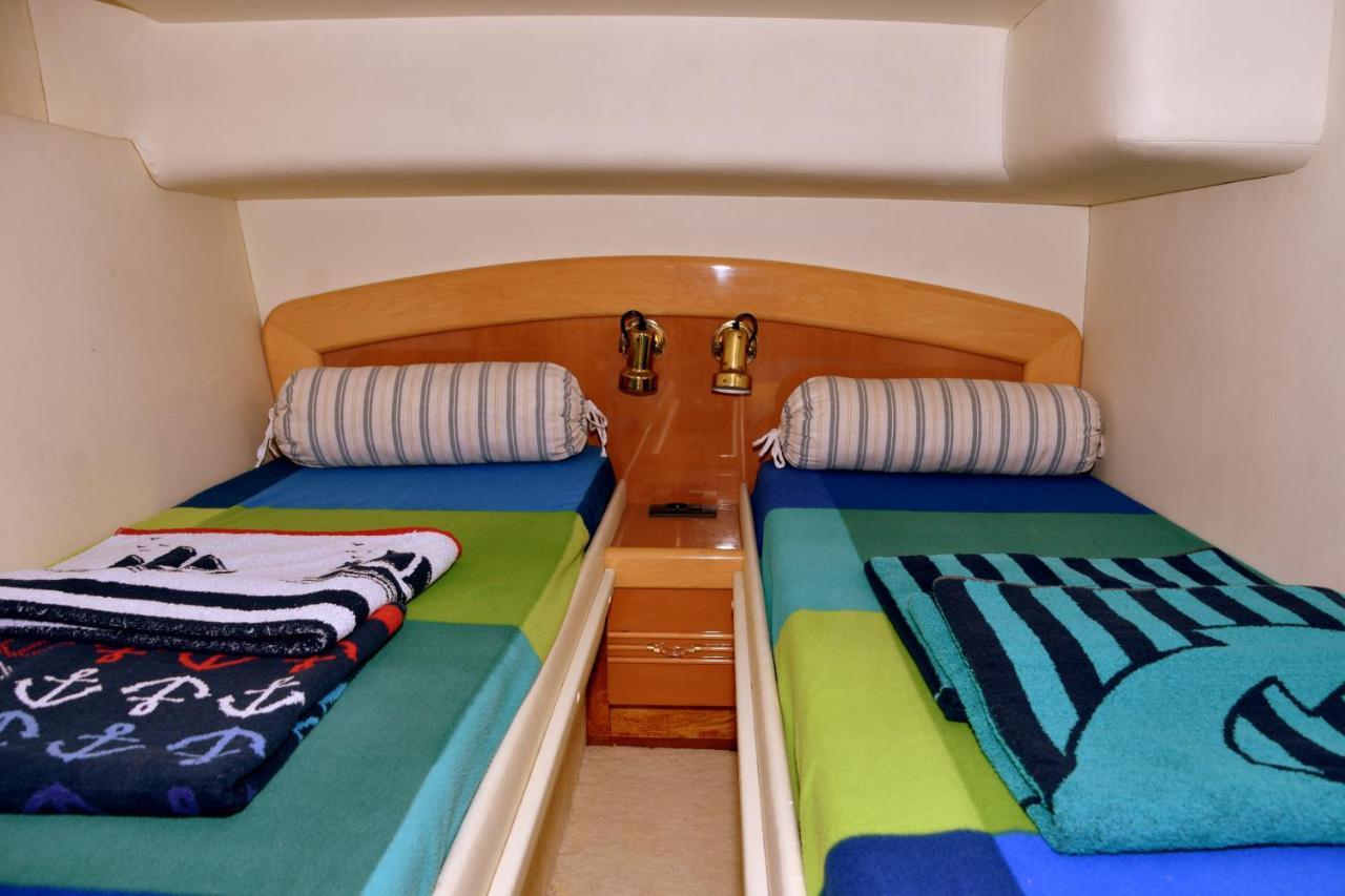 Luxury Yacht Kamikara Hotel San Miguel de Abona Exterior photo