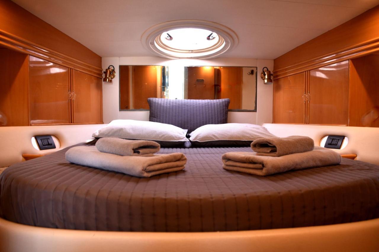 Luxury Yacht Kamikara Hotel San Miguel de Abona Exterior photo